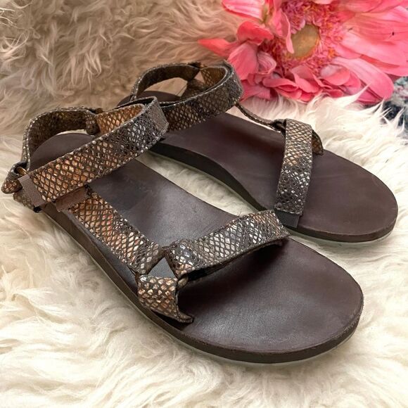 TEVA Universal Sandals Eiffel Tower Snake Print 9 - Picture 1 of 8